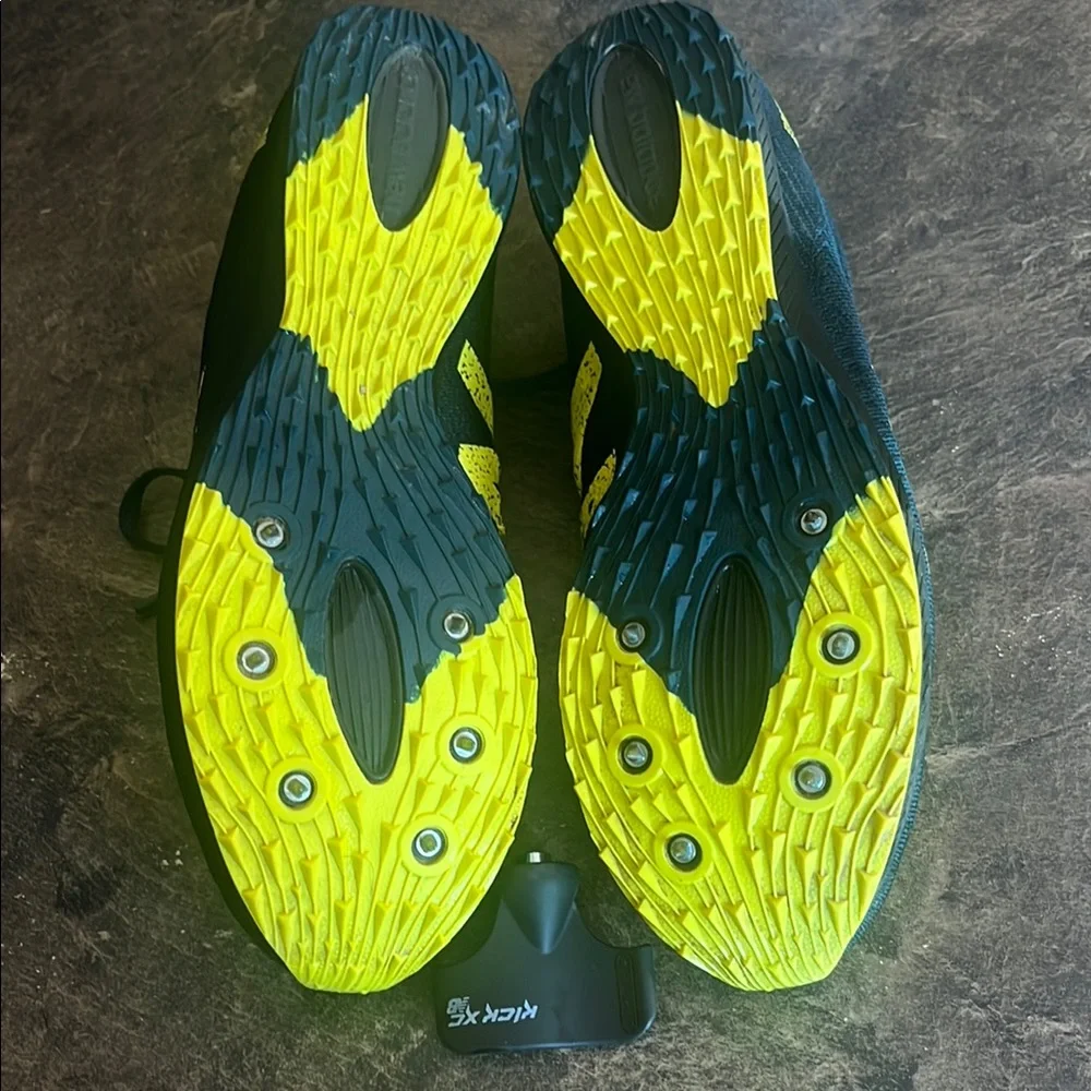 New Balance Navy and Yellow Running Spikes - Picture 4 of 4